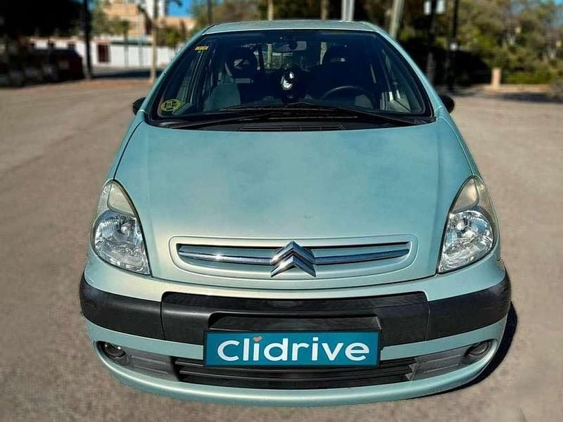 Usado Citroën Xsara 90 CV (66 kW) 2005 Gris Utilitario