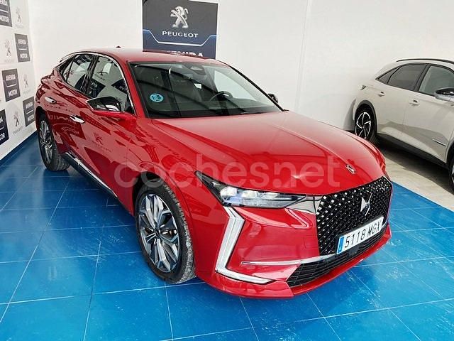 Usado DS Automobiles DS4 Trocadero 130 CV (95 kW) 2023 Rojo Berlina