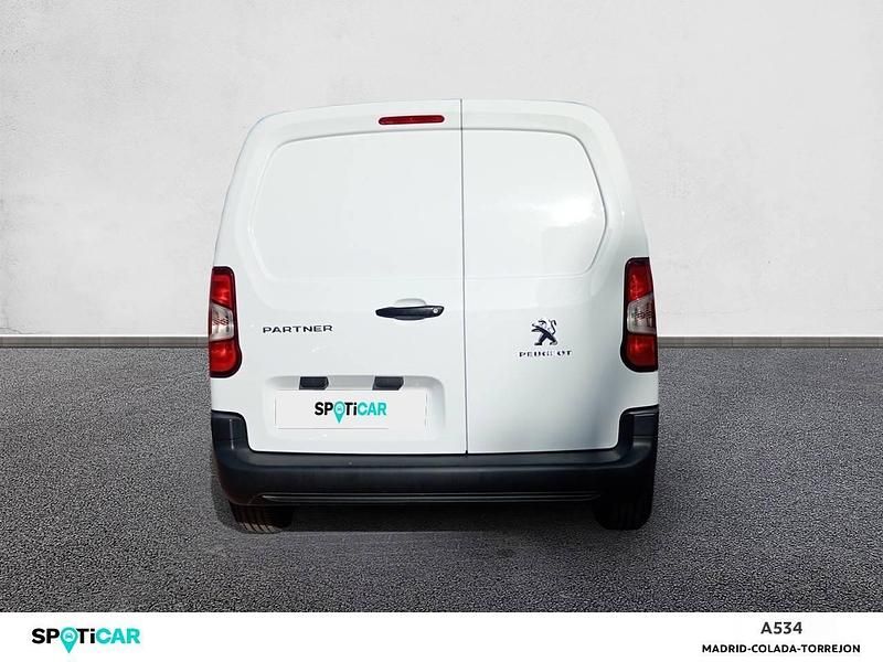 Usado Peugeot Partner 98 CV (72 kW) 2022 Blanco Monovolumen