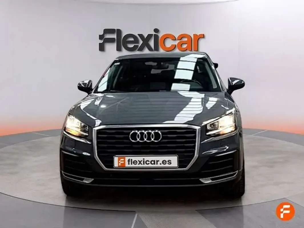 Usado Audi Q2 Advanced 116 CV (85 kW) 2019 Gris SUV