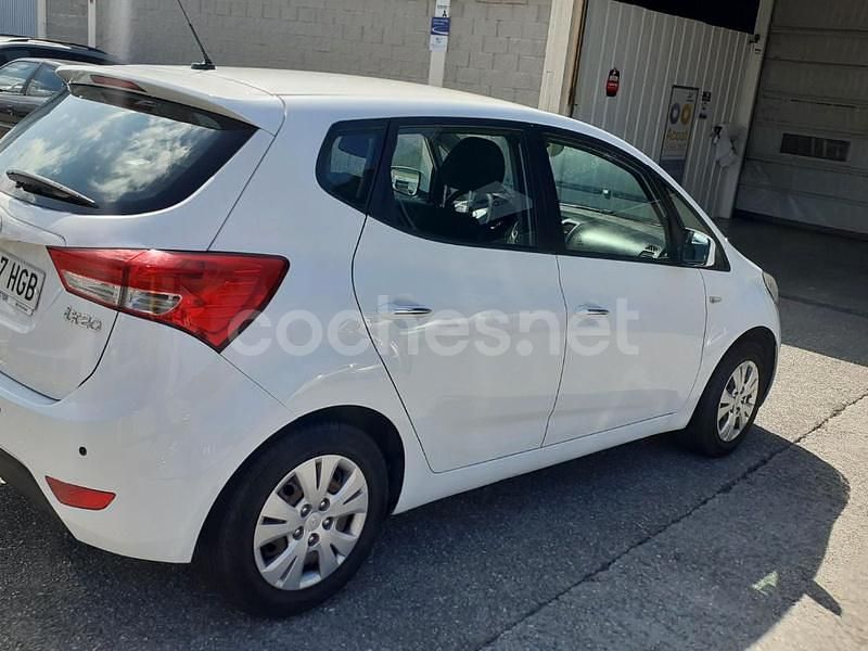Usado Hyundai ix20 Classic 90 CV (66 kW) 2011 Blanco Utilitario