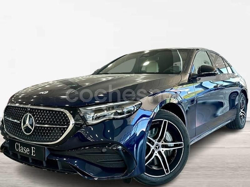 Azul Usado 2025 Mercedes E300 Berlina | 67.900 € (Precio justo) - Imagen 1/4
