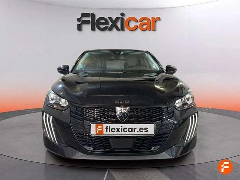 Usado Peugeot 208 Allure 101 CV (74 kW) 2025 Negro Utilitario