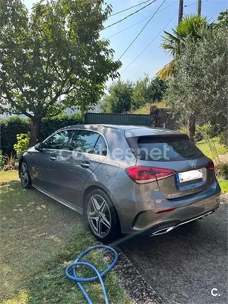 Usado Mercedes A180 109 CV (80 kW) 2019 Gris / plata Berlina