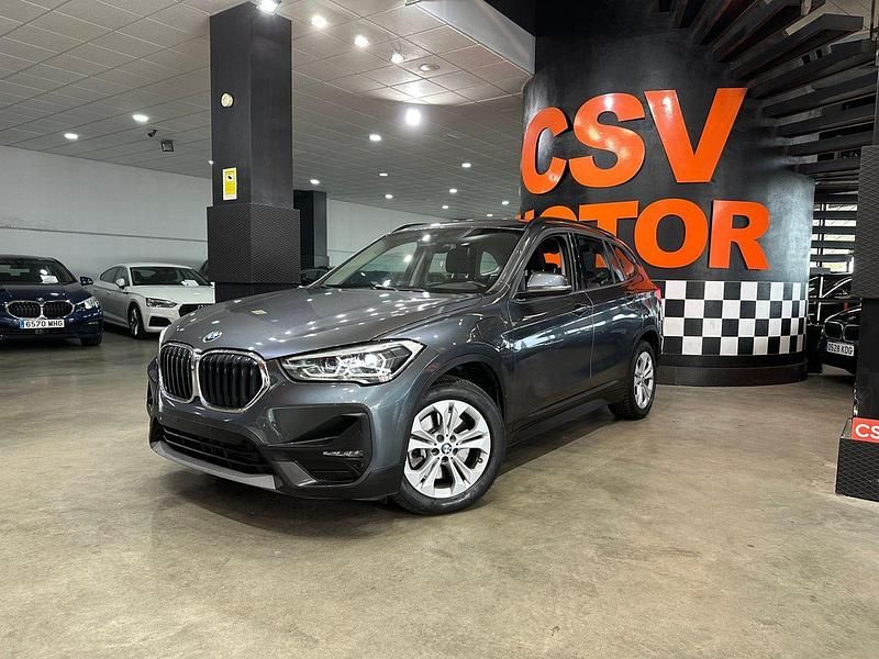 Usado BMW X1 Advantage 223 CV (164 kW) 2021 Gris SUV
