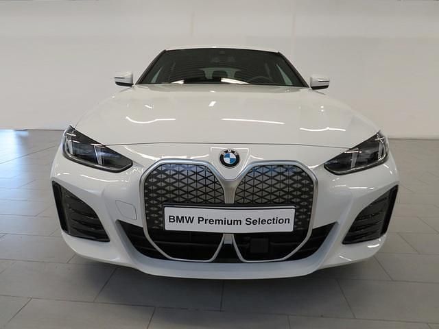 Usado BMW i4 Comfort Edition 250 kW (340 CV) 2025 Eléctrico Berlina