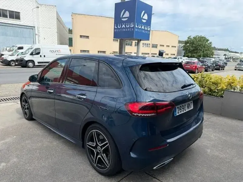 Usado Mercedes B220 190 CV (139 kW) 2020 Azul Utilitario