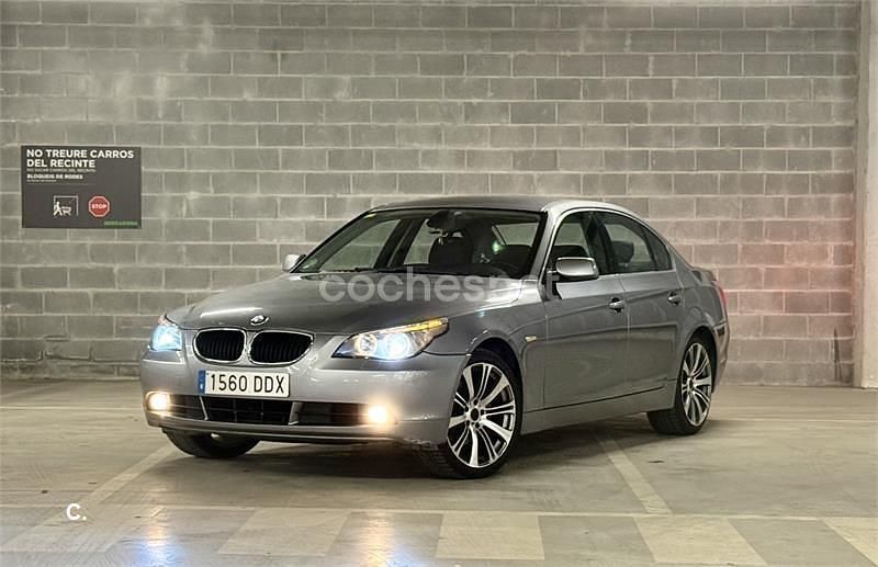 Gris / plata Usado 2005 BMW 530 Berlina | 6499 € (Buen precio) - Imagen 1/4