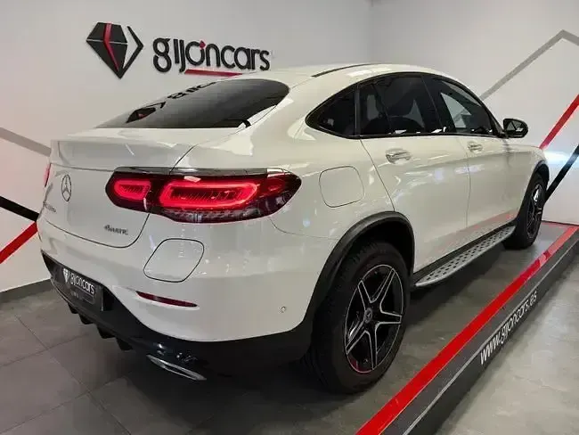 Usado Mercedes GLC300de 313 CV (230 kW) 2022 Blanco SUV