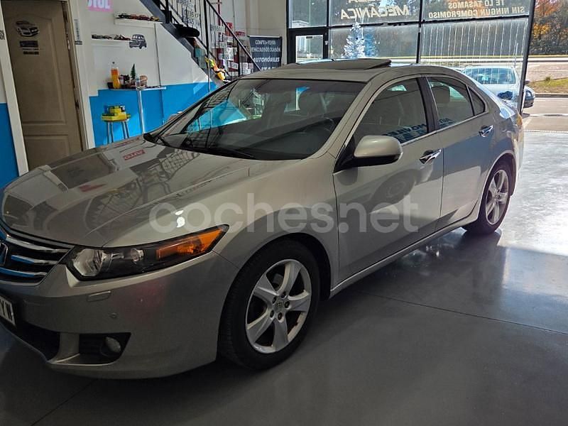 Beige Usado 2010 Honda Accord Executive Berlina | 11.500 € (Precio justo) - Imagen 1/4