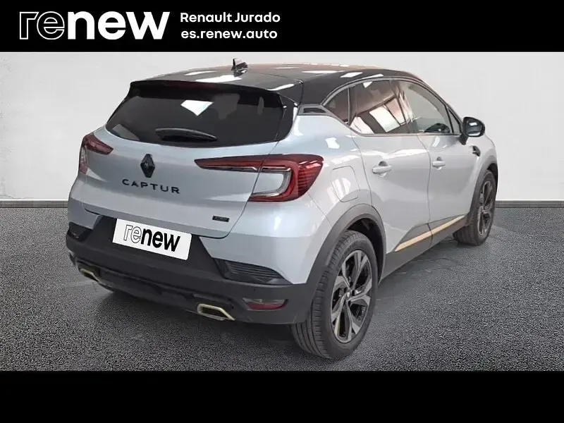 Usado Renault Captur Engineered 160 CV (117 kW) 2023 Gris SUV
