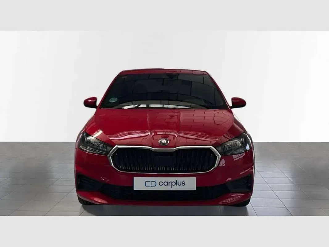 Usado Skoda Fabia Ambition 110 CV (80 kW) 2021 Rojo Utilitario