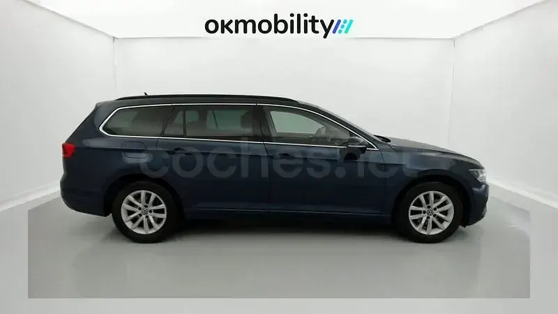 Usado VW Passat 150 CV (110 kW) 2021 Azul Familiar