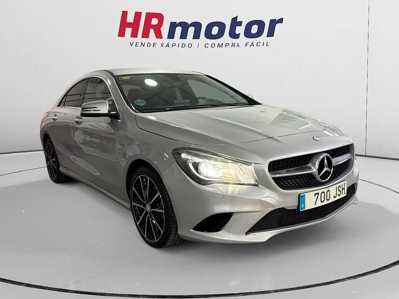 Gris Usado 2016 Mercedes CLA200 Urban Berlina | 15.990 € (Super precio) - Imagen 1/4