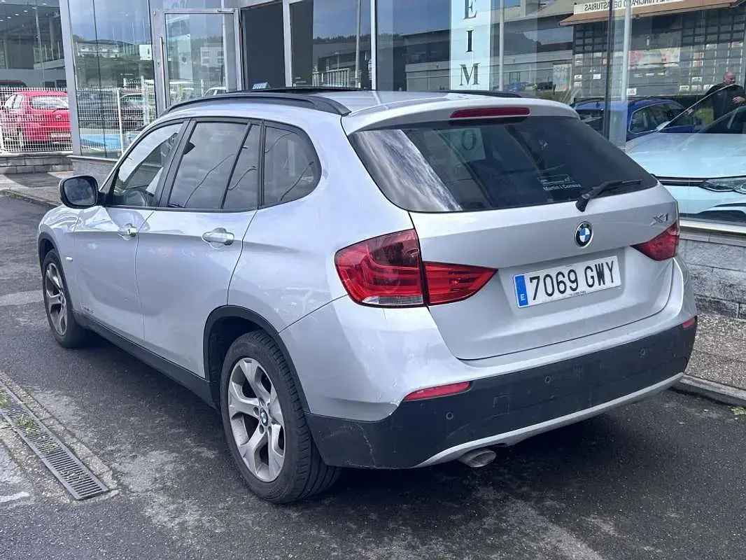 Usado BMW X1 143 CV (105 kW) 2010 Gris SUV