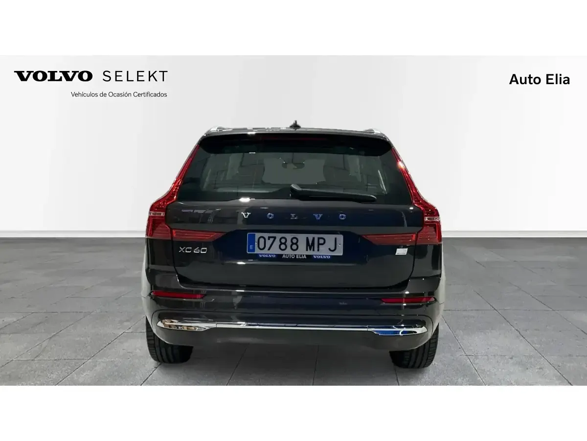 Usado Volvo XC60 Core 350 CV (257 kW) 2024 Otro SUV