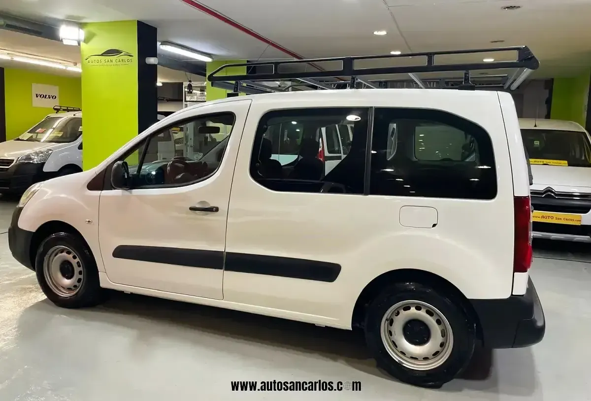 Usado Peugeot Partner Tepee Access 75 CV (55 kW) 2018 Blanco Monovolumen