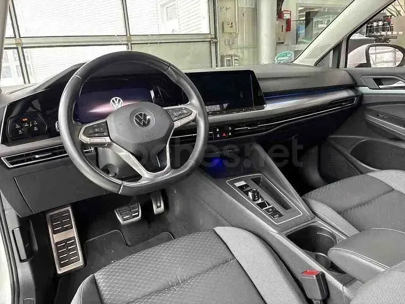 Usado VW Golf VIII Style 150 CV (110 kW) 2022 Blanco Berlina