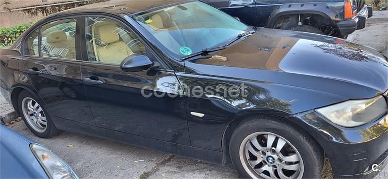 Negro Usado 2006 BMW 318 Berlina | 4750 € (Precio justo) - Imagen 1/4