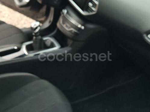 Usado Peugeot 308 SW Business-Line 115 CV (84 kW) 2015 Negro Familiar