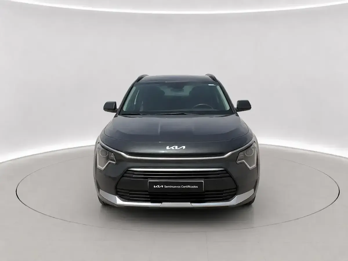 Usado Kia Niro 129 CV (94 kW) 2025 Gris SUV
