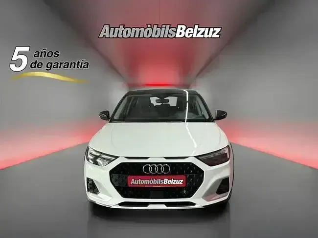 Käytetty Audi A1 95 HP (69 kW) 2021 Valkoinen Katumaasturi