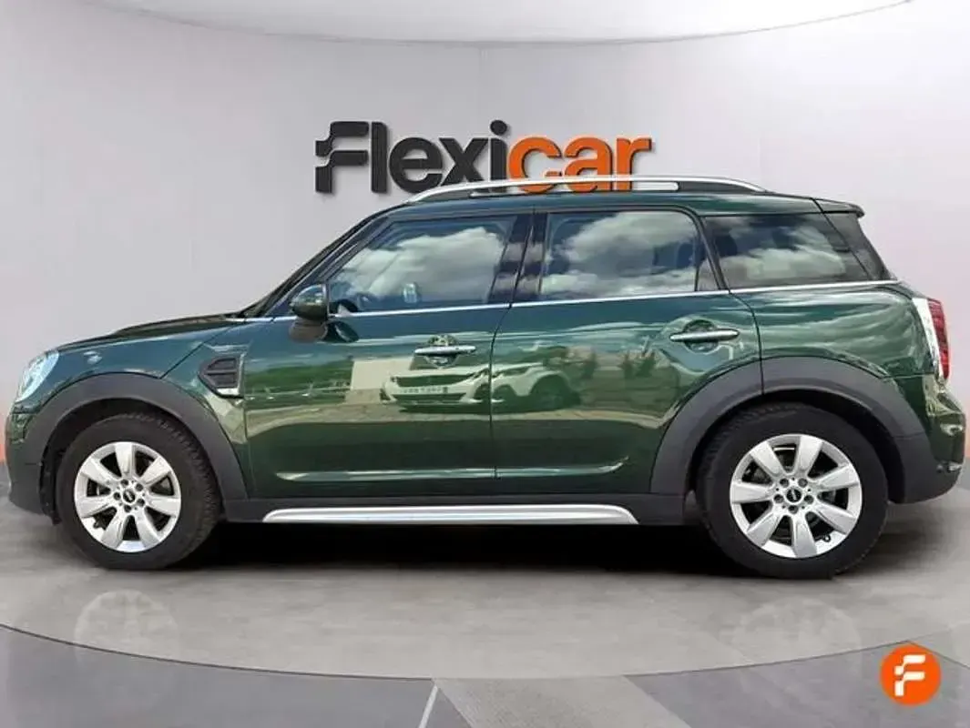 Begagnad Mini Cooper Countryman 136 HK (100 kW) 2019 Grön SUV