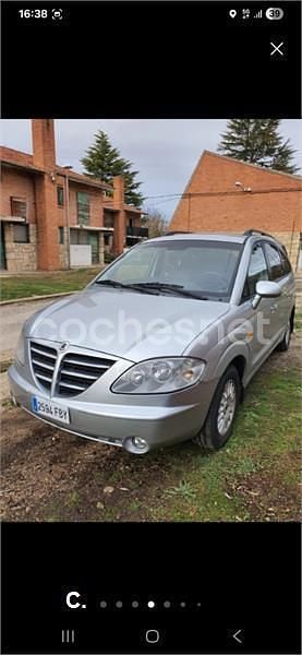 Gris / plata Usado 2007 Ssangyong (KGM) Rodius Limited Monovolumen | 5000 € (Precio justo) - Imagen 1/4