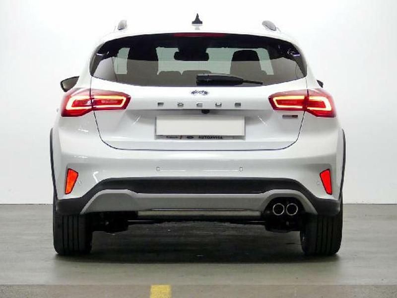 Usado Ford Focus Active 155 CV (114 kW) 2023 Blanco Berlina
