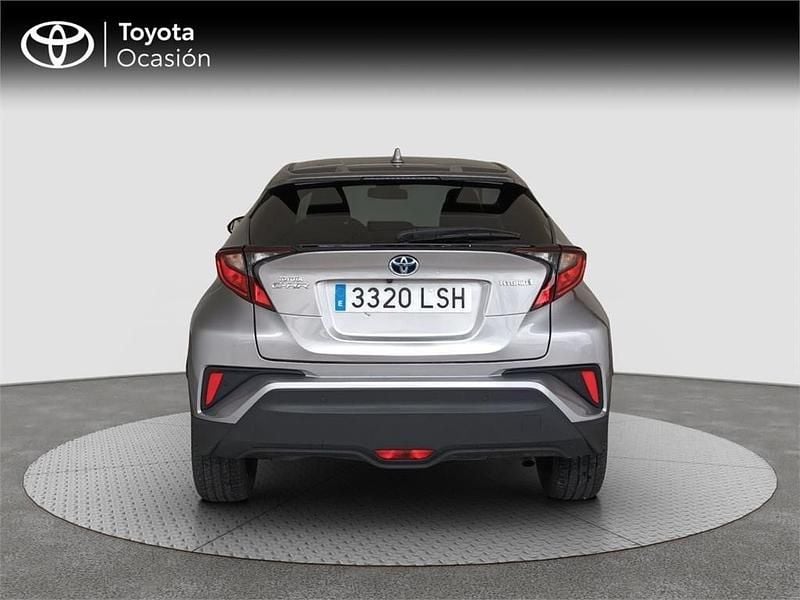 Usado Toyota C-HR Advance 122 CV (89 kW) 2021 Gris SUV