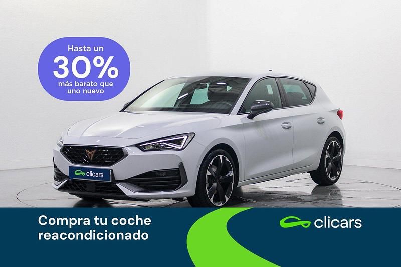 Blanco Usado 2023 Cupra Leon Berlina | 24.690 € (Precio justo) - Imagen 1/4