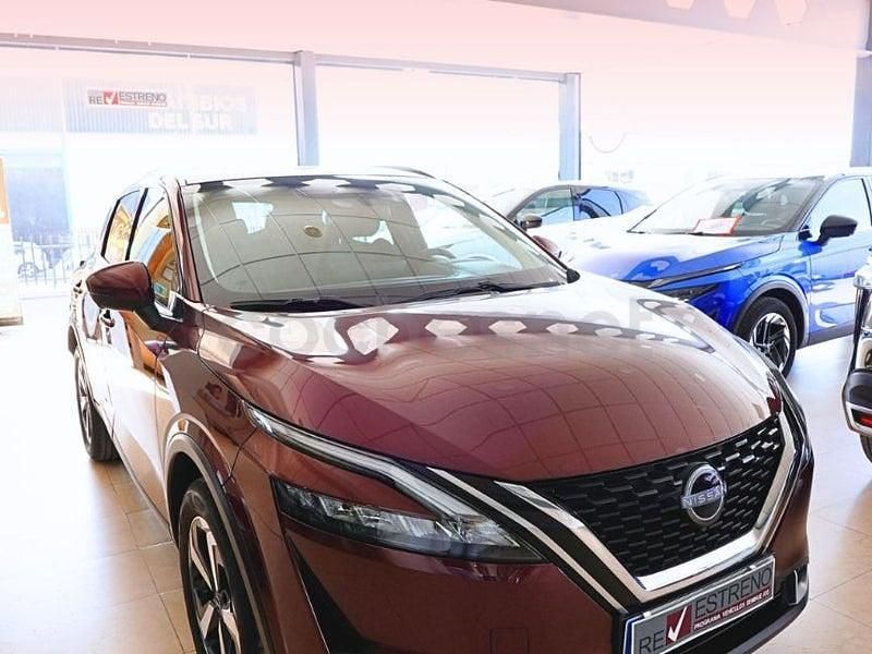 Usado Nissan Qashqai N-Connecta 140 CV (102 kW) 2023 Granate SUV