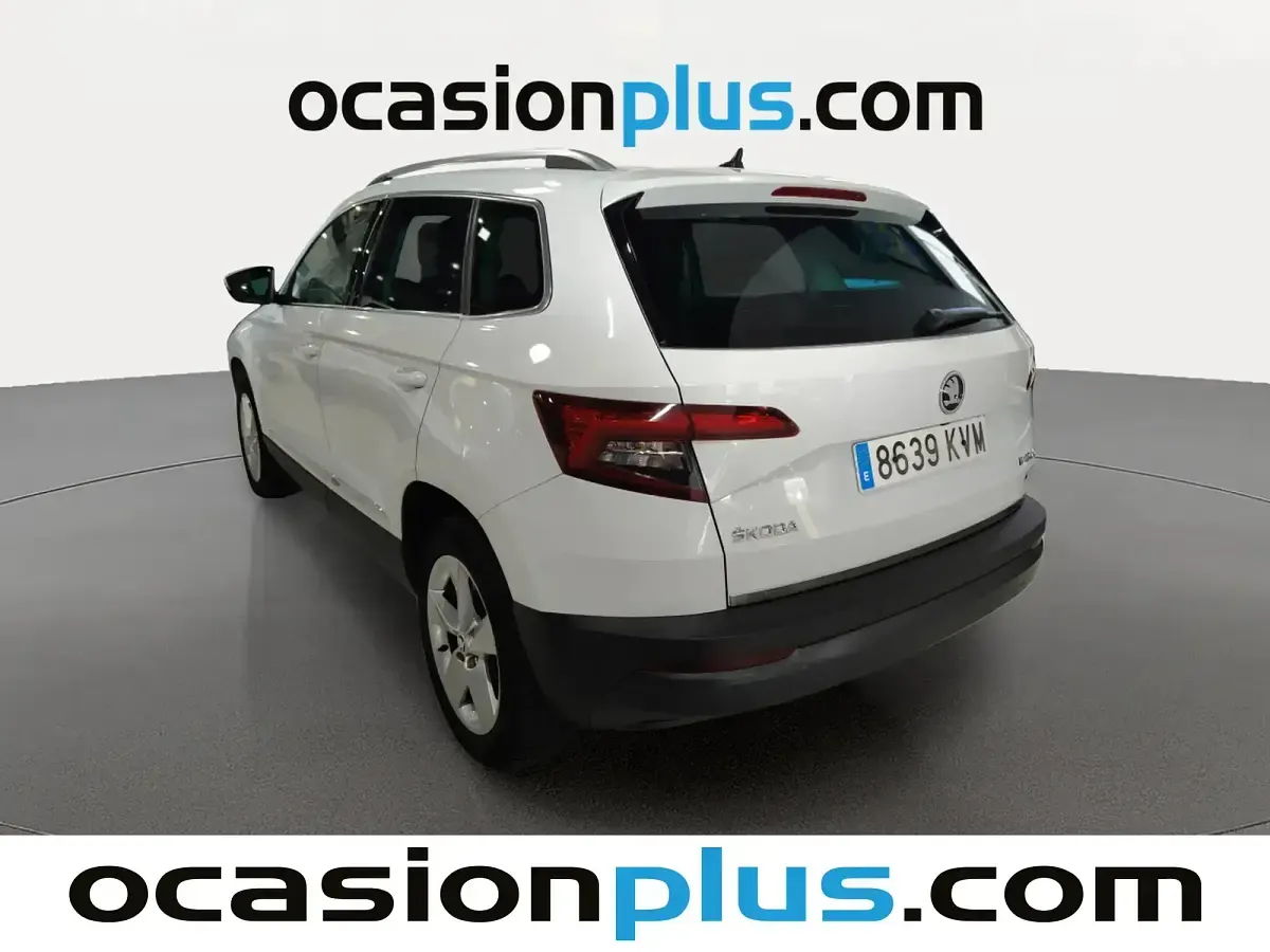 Usado Skoda Karoq Ambition 150 CV (110 kW) 2019 Blanco SUV