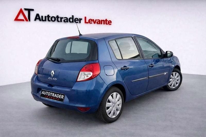 Usado Renault Clio II Expression 75 CV (55 kW) 2010 Azul Utilitario