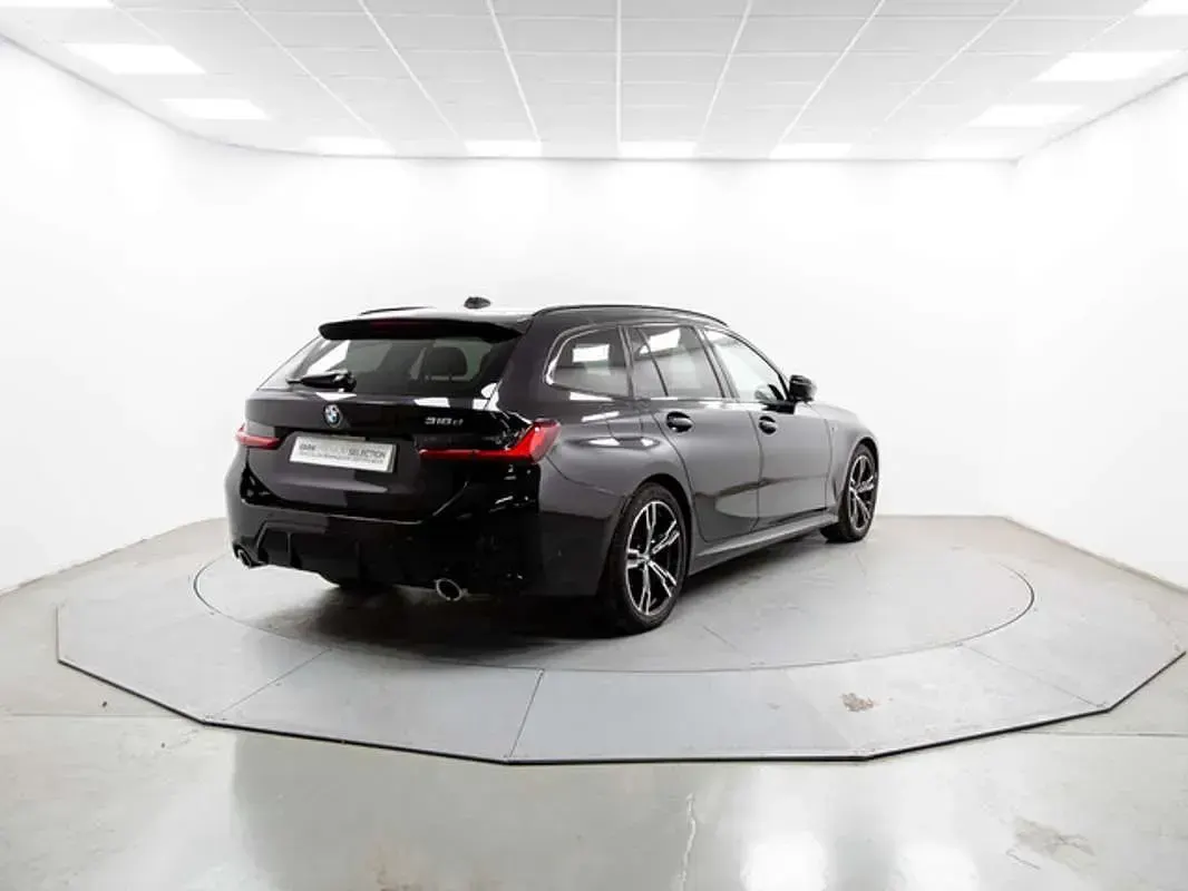 Usado BMW 318 150 CV (110 kW) 2025 Negro Familiar
