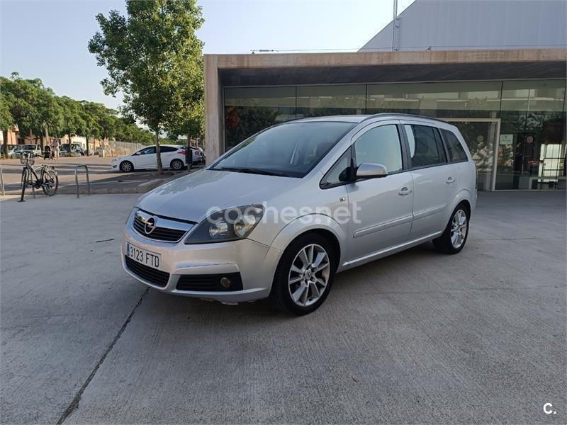 Gris / plata Usado 2007 Opel Zafira Sport Monovolumen | 3500 € (Buen precio) - Imagen 1/4