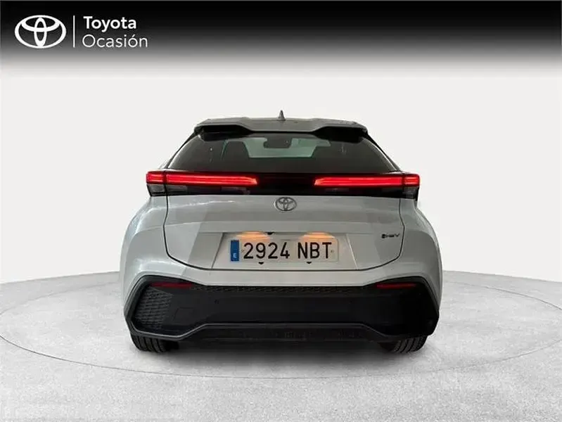 Usado Toyota C-HR Advance 140 CV (102 kW) 2025 Blanco SUV