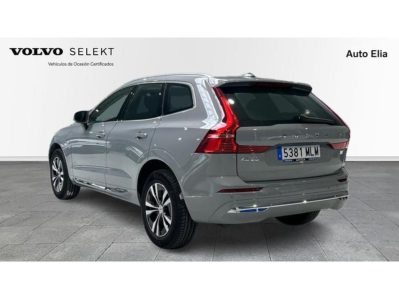 Usado Volvo XC60 Core 350 CV (257 kW) 2023 Gris SUV