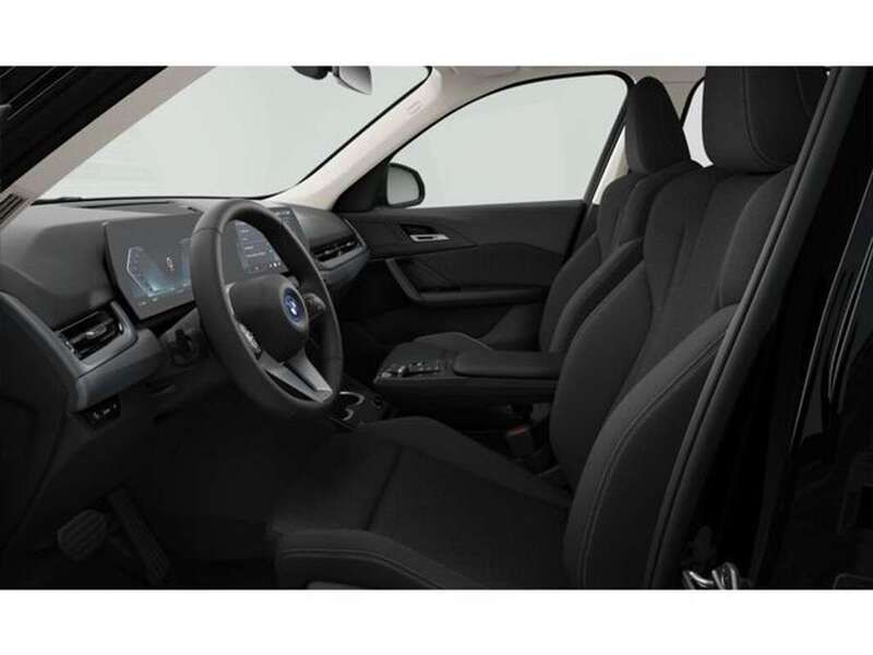 Negro Nuevo 2025 BMW iX1 SUV | 41.500 € - Imagen 1/4