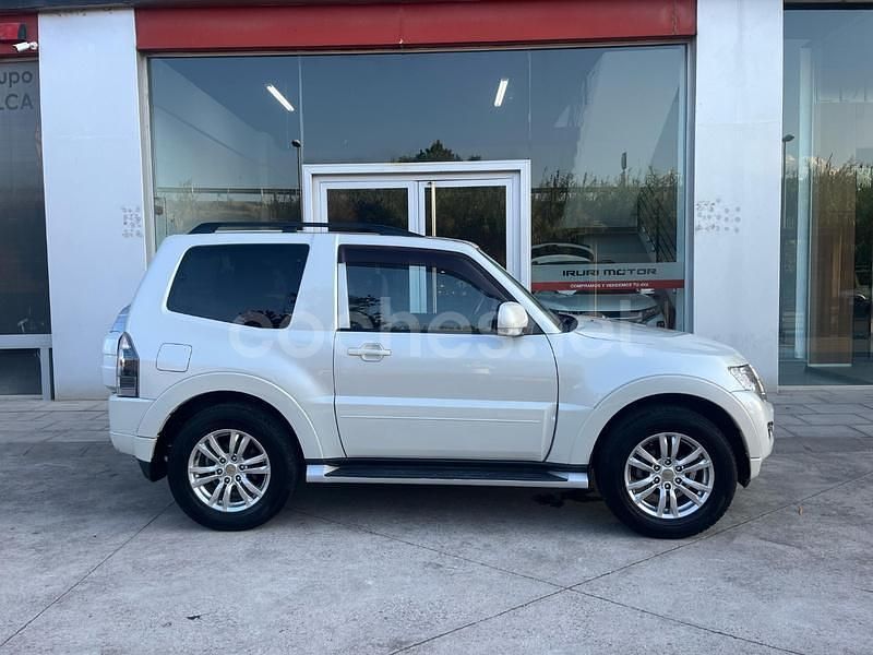 Blanco Usado 2015 Mitsubishi Montero SUV | 39.999 € - Imagen 1/4