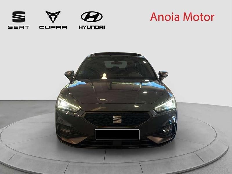 Usado Seat Leon ST FR 150 CV (110 kW) 2022 Gris Familiar