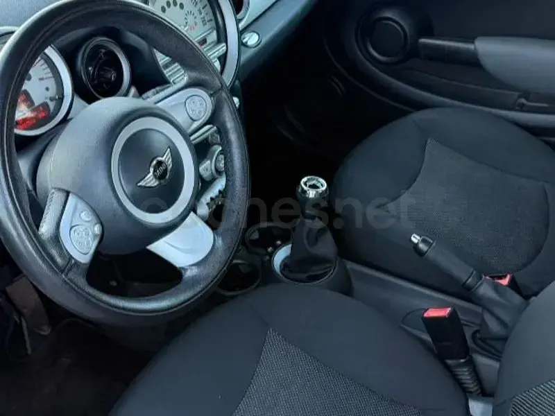 Usado Mini ONE 95 CV (69 kW) 2009 Rojo Utilitario