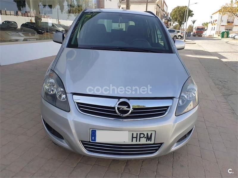 Usado Opel Zafira Family 110 CV (80 kW) 2013 Gris / plata Monovolumen