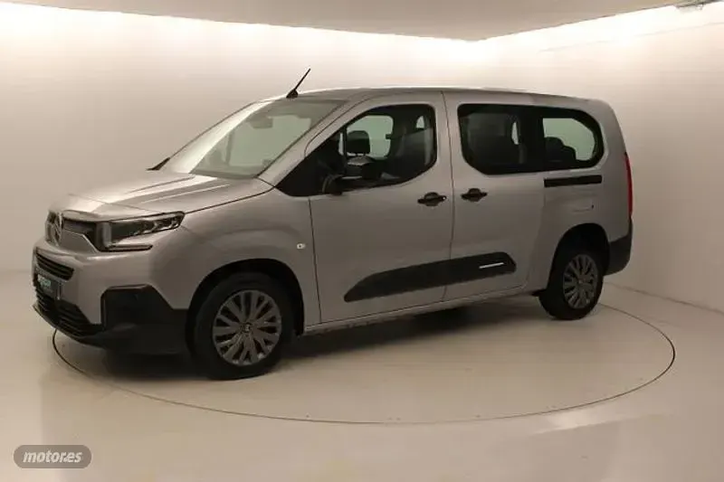 Usado Citroën Berlingo 130 CV (95 kW) 2025 Gris Monovolumen