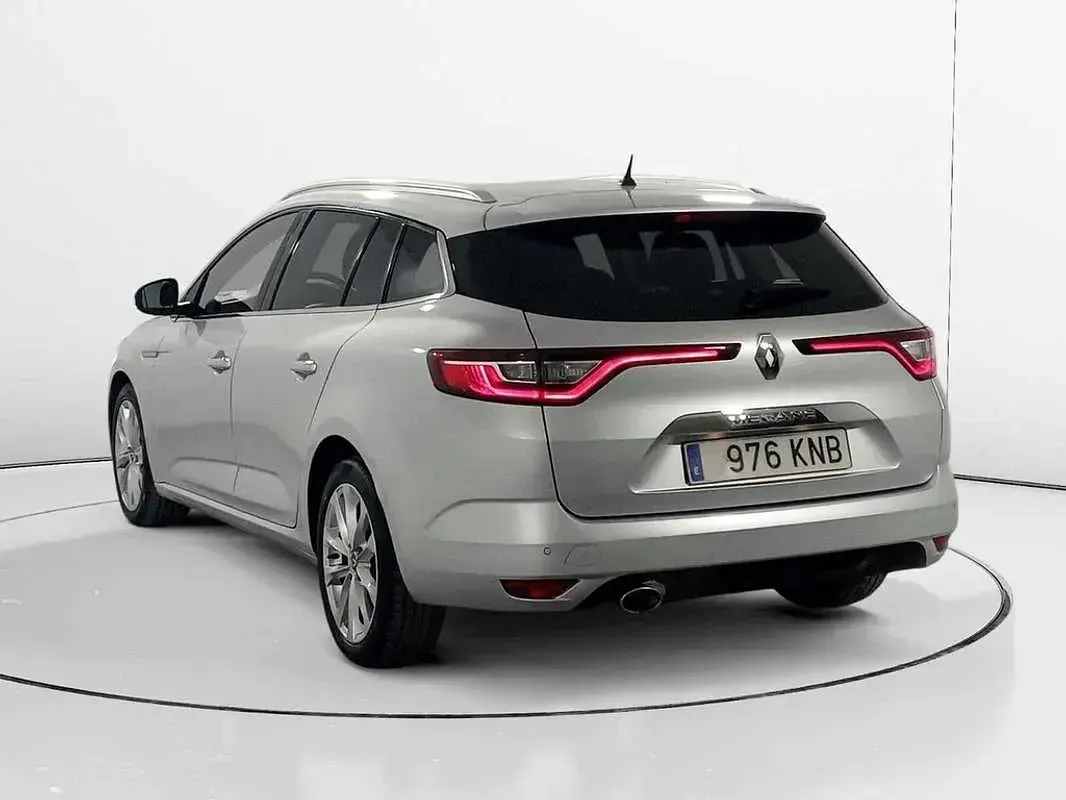 Usado Renault Mégane IV Zen 132 CV (97 kW) 2018 Utilitario