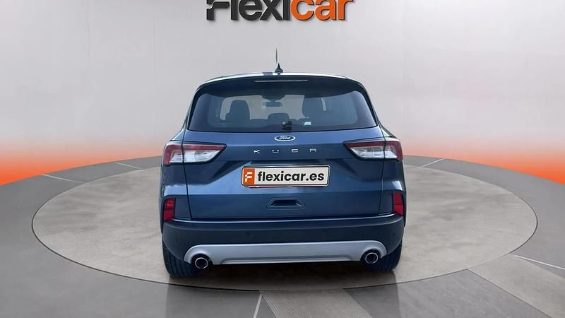 Usado Ford Kuga Trend 120 CV (88 kW) 2022 Azul SUV