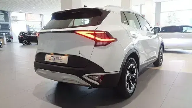 Usado Kia Sportage 150 CV (110 kW) 2023 Blanco SUV