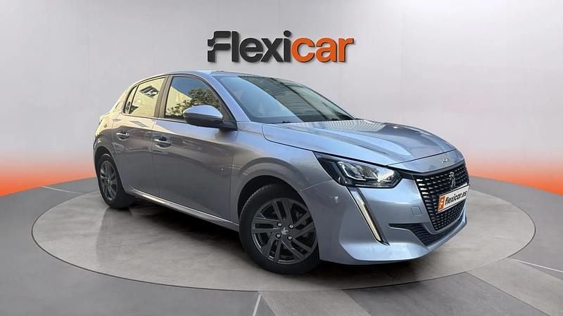 Usado Peugeot 208 Active 101 CV (74 kW) 2021 Gris Utilitario