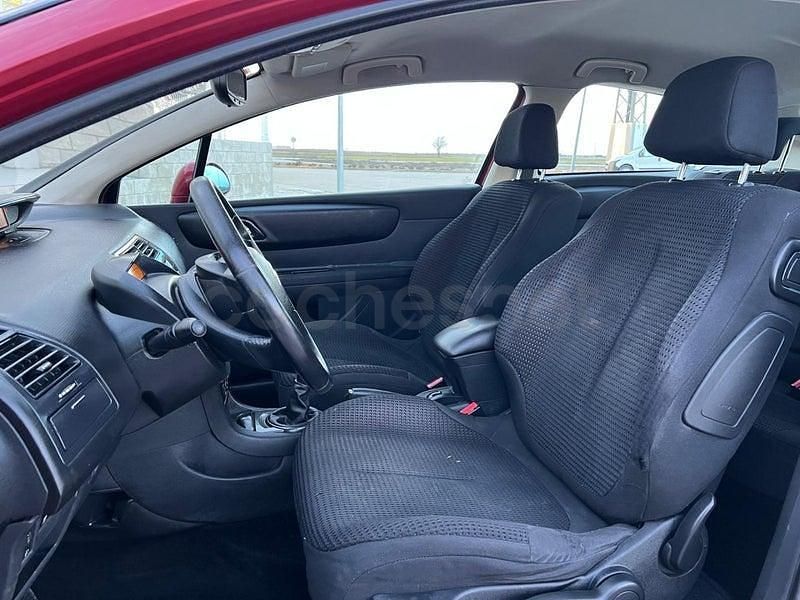 Usado Citroën C4 VTR Sport 110 CV (80 kW) 2005 Granate Berlina