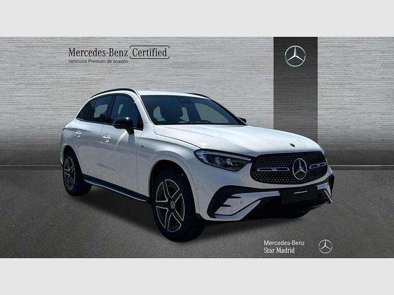 Usado Mercedes GLC300e 333 CV (244 kW) 2025 Blanco SUV